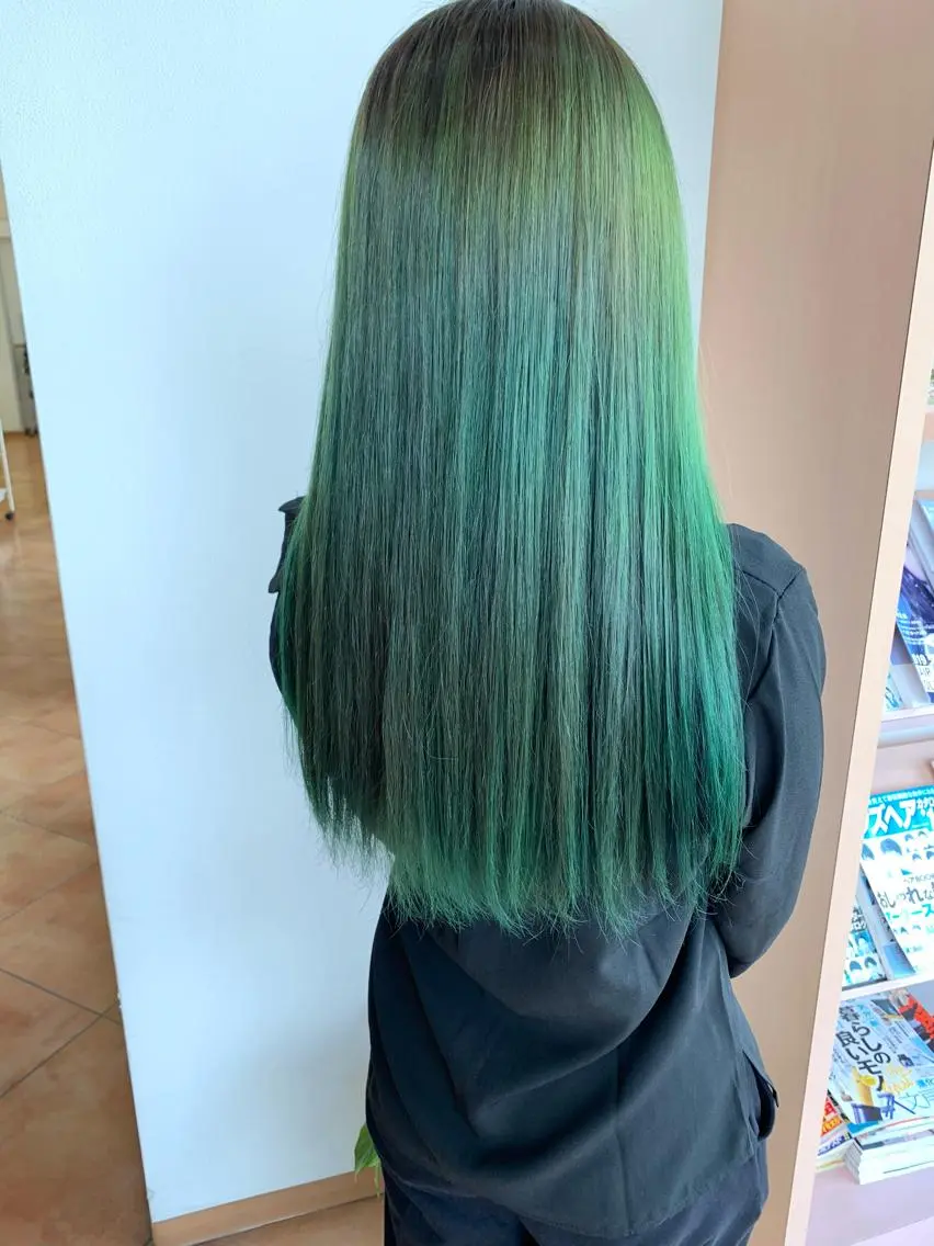 ロング カラー ヘアカラー トリートメント karen ☺︎のヘアスタイル