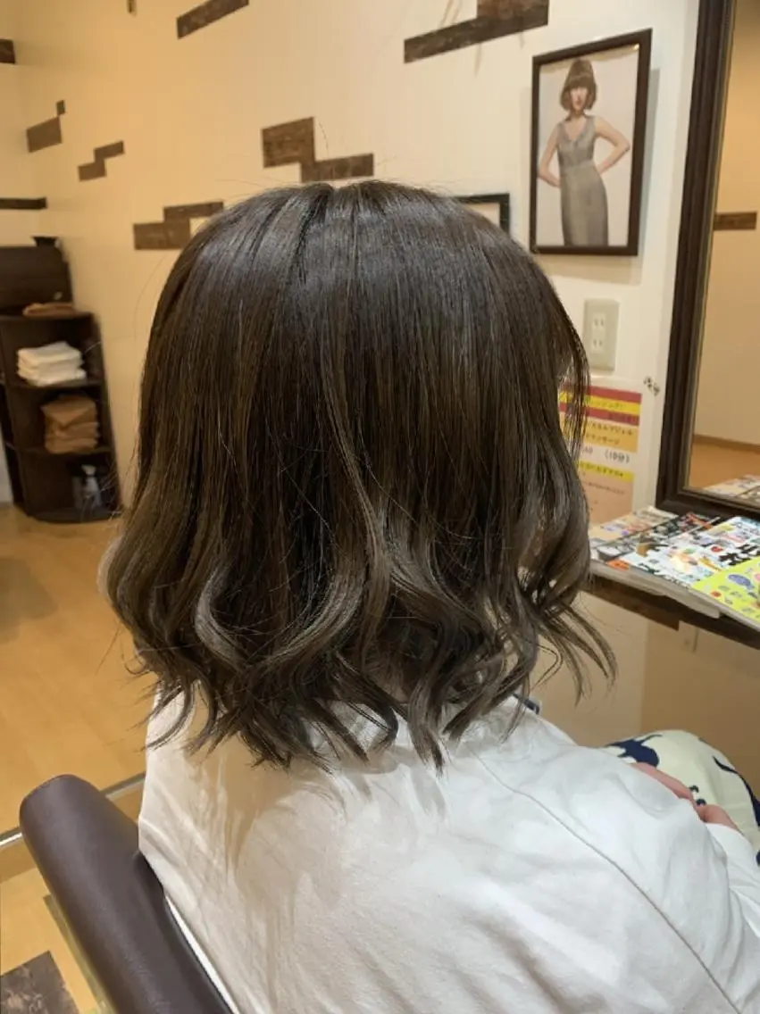 ミディアム カラー ベージュカラー サトウ シューイチのヘアスタイル