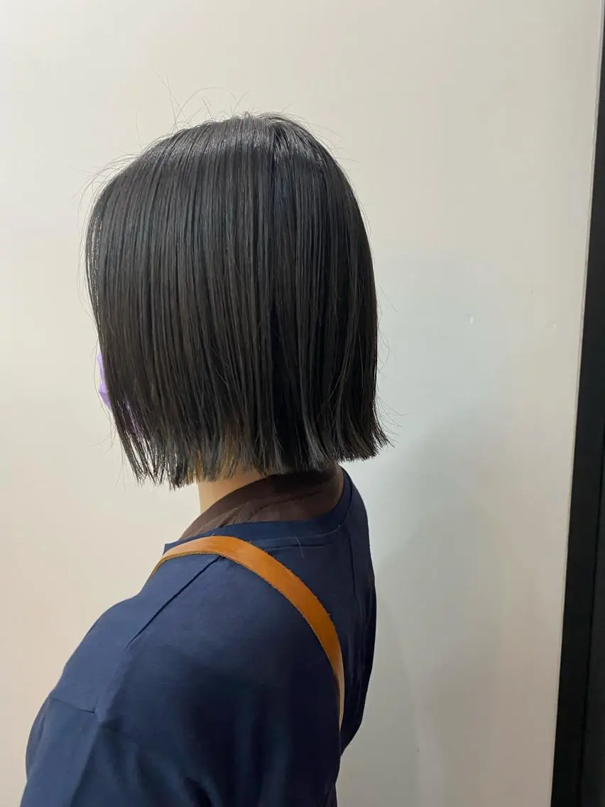 ショート カラー ヒラノホナミ 🫧透ける艶髪🫧のヘアスタイル