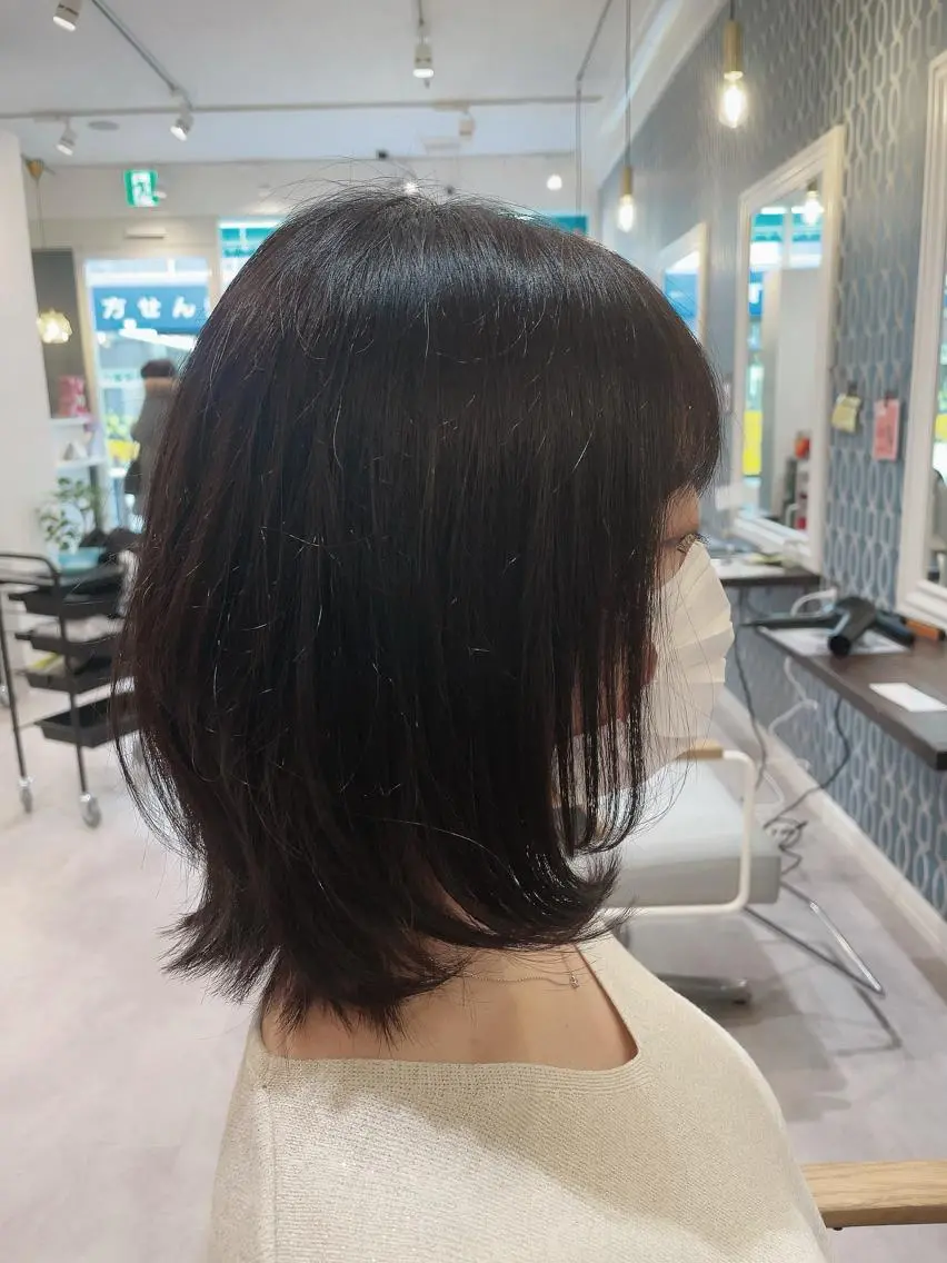 ミディアム ミディアムレイヤー レイヤーカット 断られる髪に答えを ♣️井上秀樹♠️のヘアスタイル