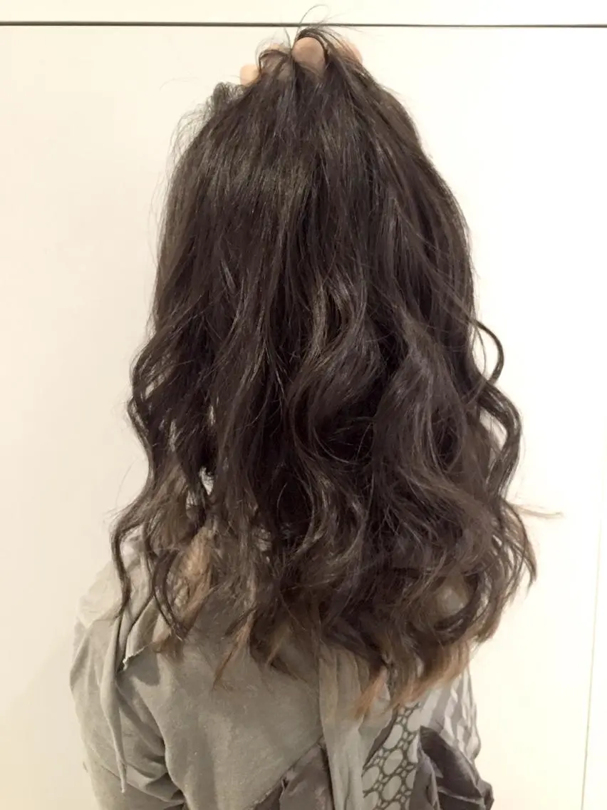 ミディアム セミロング ロング カラー ハイライトカラー インナーカラー ハイライト ハイトーンブリーチ 土坂 由志【京都】のヘアスタイル