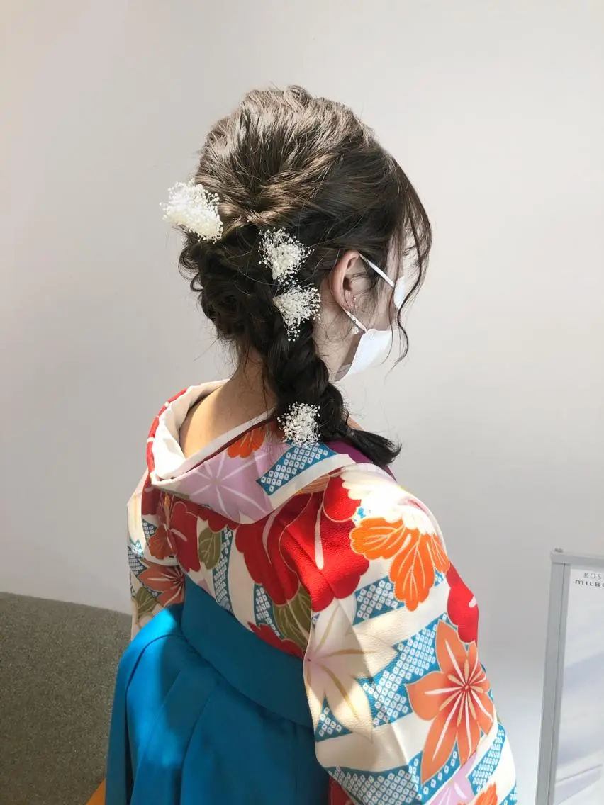セミロング ヘアアレンジ 卒業式のヘアスタイル 着付け 🌟透明感カラー🤍 🩵🌟金子直美🧸のその他イメージ