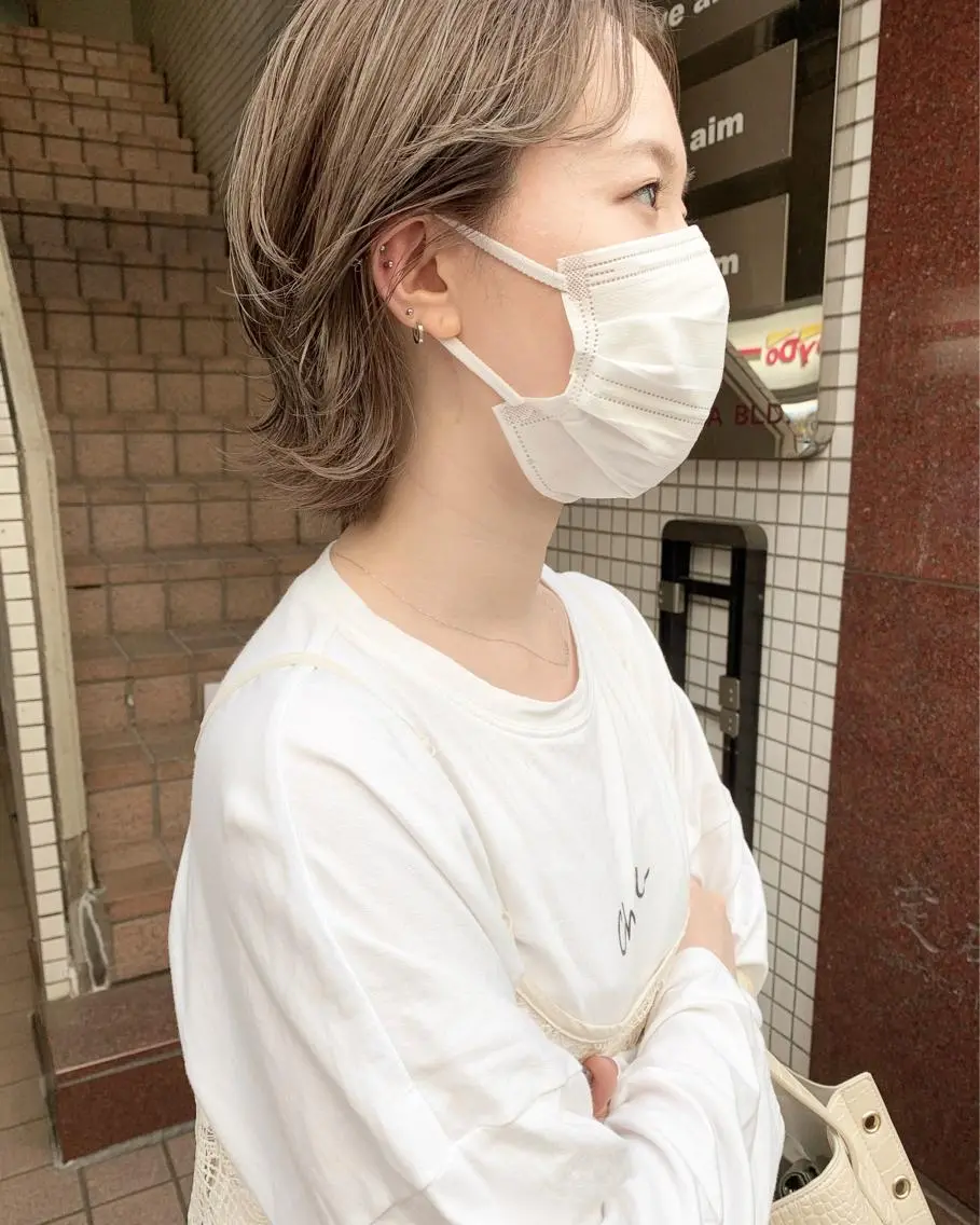 ショート カラー ヘアアレンジ ベージュカラー ブリーチ ミルクティーベージュ 🌿ショート🌿 パーマ🌿淳平のヘアスタイル