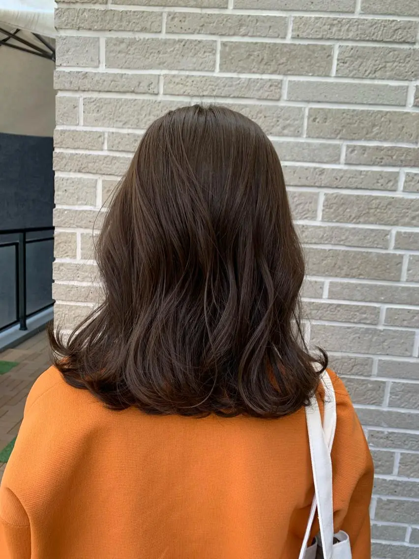 ミディアム カラー ヘアアレンジ ヘアカラー トリートメント kei🤎ベージュ /透明感カラー/博多のヘアスタイル