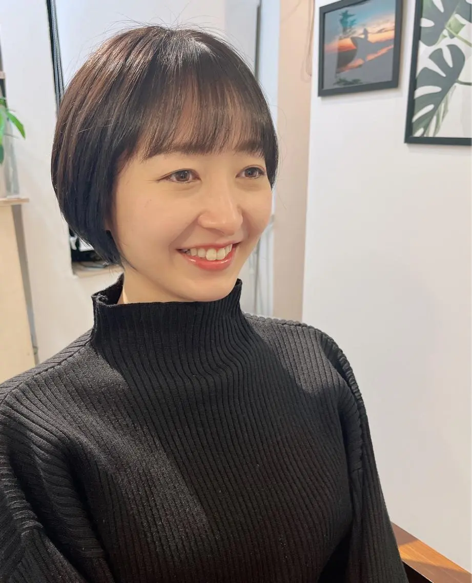 ショート カラー ネイビーカラー カット ヘアカラー トリートメント 松川 智行のヘアスタイル