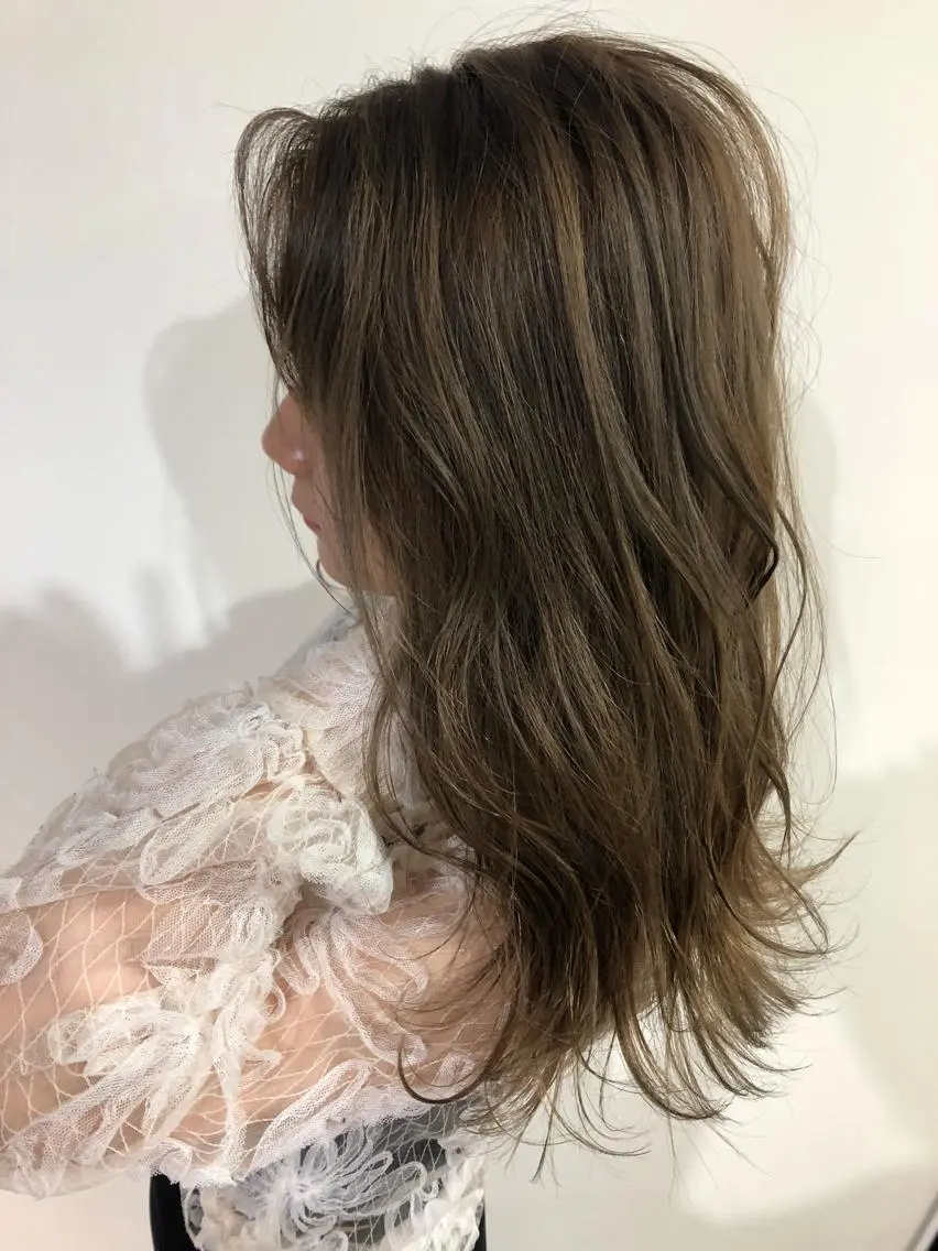 セミロング セミロングパーマ ハイライト トリートメント カット ヘアカラー トリートメント 夜23時まで予約🉑 reverieあきらのヘアスタイル