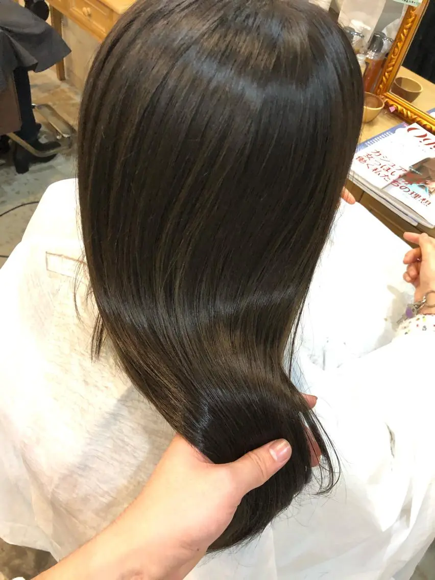 ロング 髪質改善、縮毛矯正 Core梅田茶屋町店のヘアスタイル