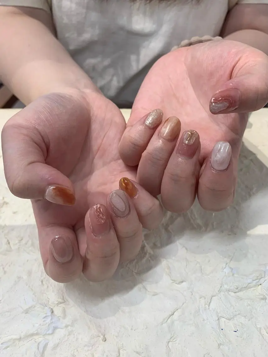ネイル ピンク マキノ ユイのネイルデザイン