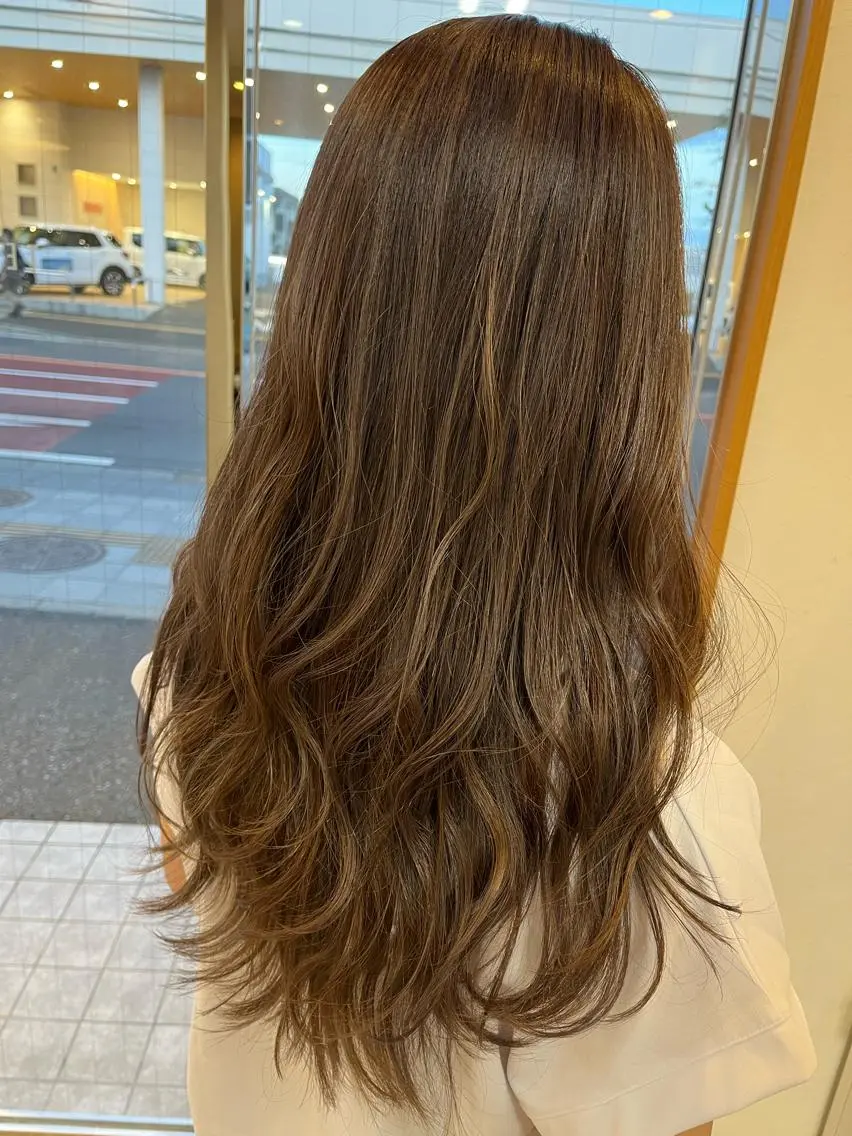 ロング カラー VIE.ORNER 浦安店 三上真弥のヘアスタイル