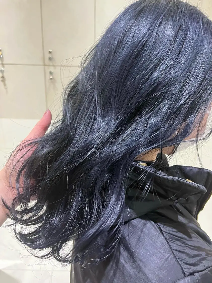 ロング カラー ブリーチ ブルーカラー ヘアカラー トリートメント ヘアセット 垢抜け/レイヤー /艶カラー🪼風香のヘアスタイル