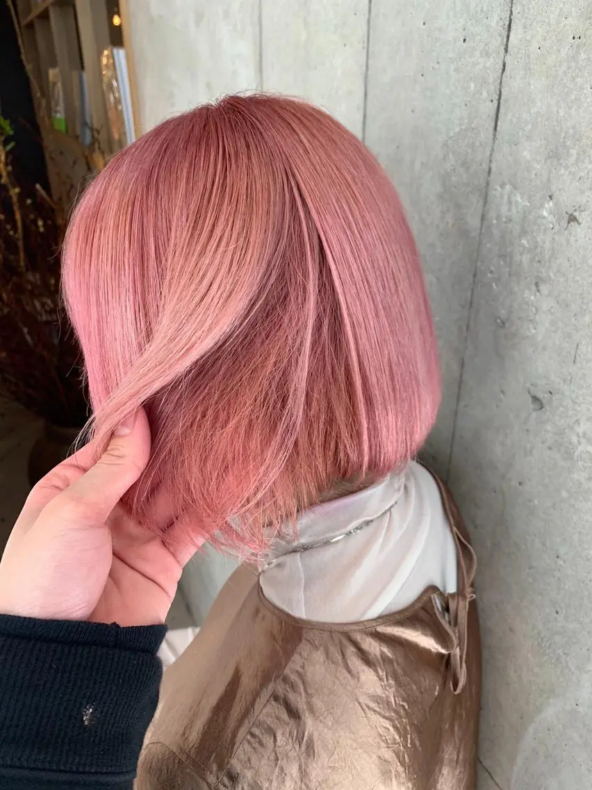 ショート カラー ブリーチ ピンクカラー パーマウルフショート 濱田匠のヘアスタイル