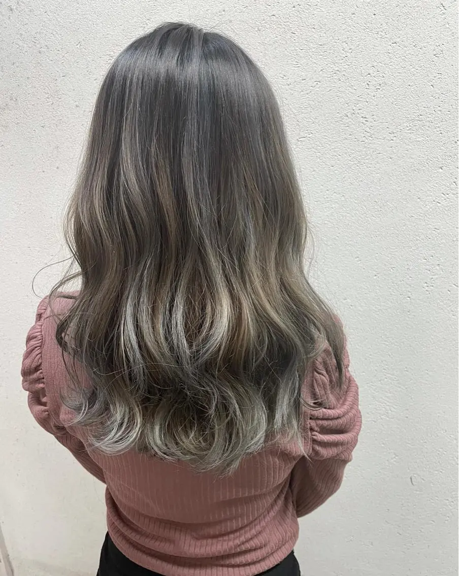 ロング カラー 北川 智海のヘアスタイル