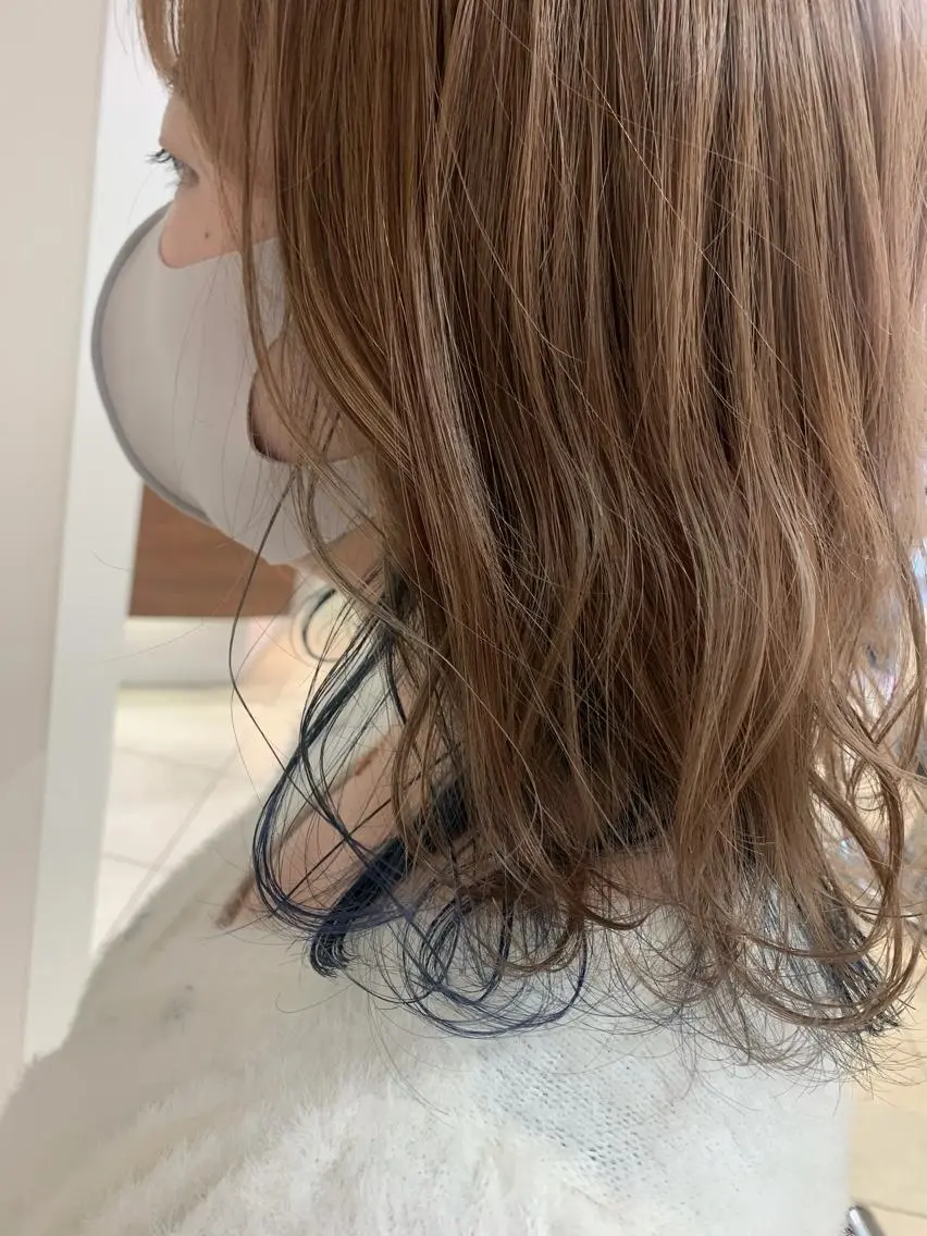 ミディアム カラー ヘアアレンジ ヘアカラー トリートメント 【Sweep】おじま のぞみのヘアスタイル