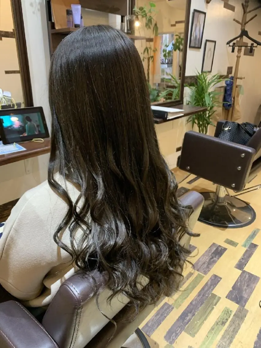 ロング カラー グレージュ オリーブグレージュ オリーブグレー ヘアカラー サトウ シューイチのヘアスタイル