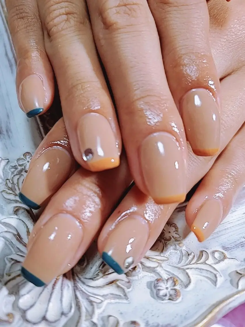 ミディアム ネイル フレンチネイル ワンカラーネイル ハンドネイル mamo nailのネイルデザイン