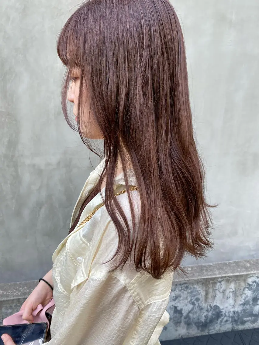 ロング カラー パーマ ヘアアレンジ メンズ キッズ ネイル マツエク・マツパ ベージュカラー ラベンダーカラー ラベンダーベージュ インナーカラー/ KANAのヘアスタイル