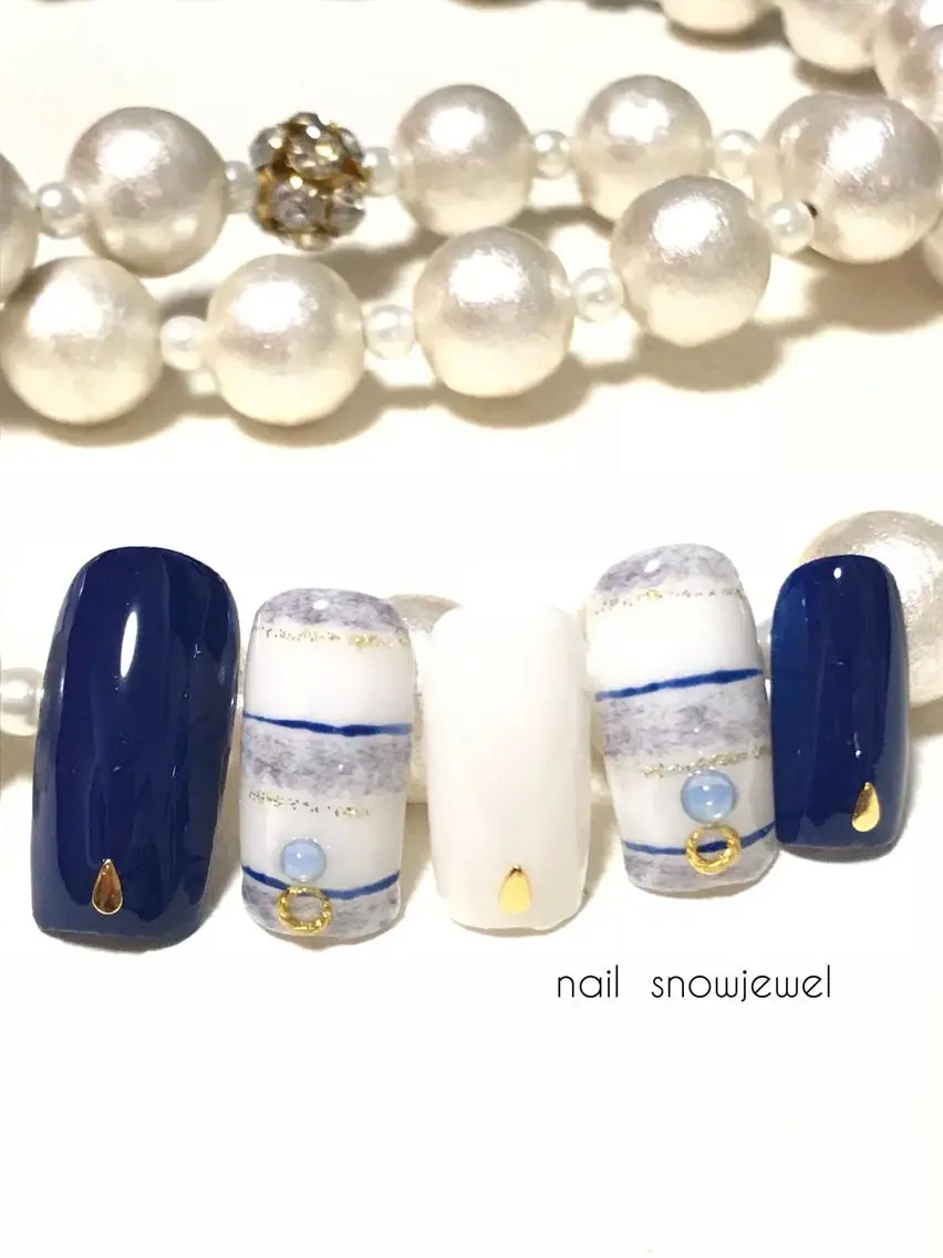 ネイル ボーダー nail snowjewelのネイルデザイン