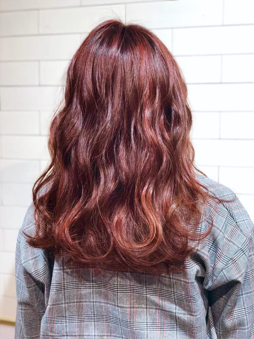 セミロング カラー 髪質改善⌇透明感 カラー⌇川上葵のヘアスタイル