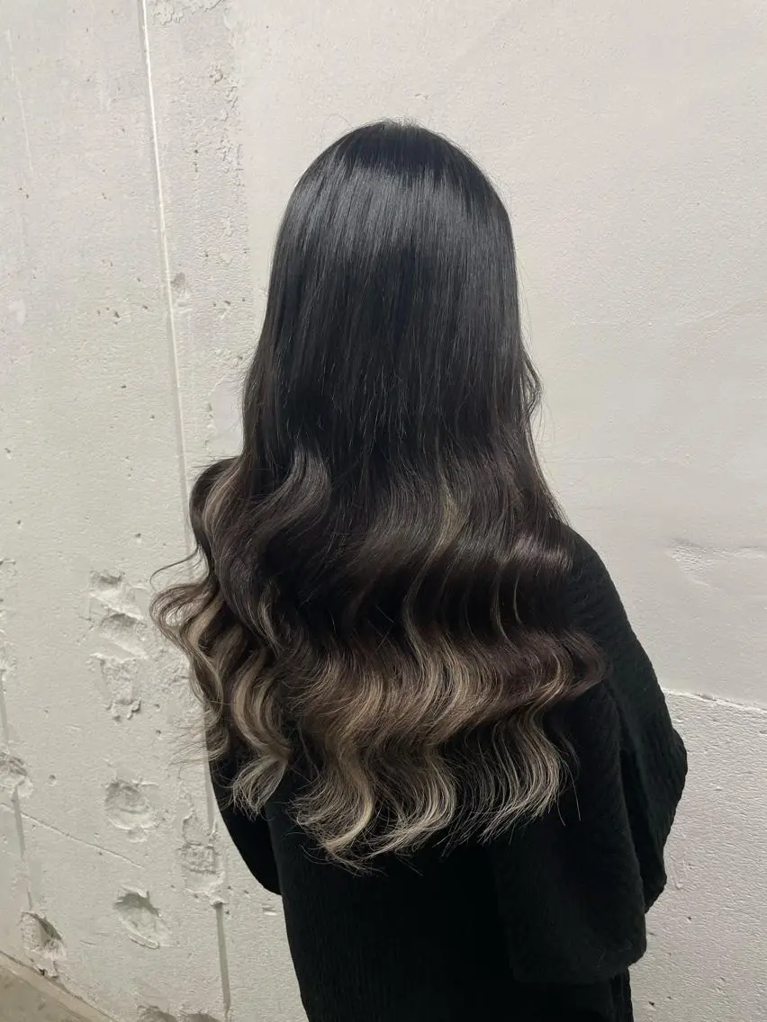 ロング カラー シールエクステ バレイヤージュ ミストバング ダブルカラー  フェイスフレーミング ヘアカラー エクステ 🧡艶髪/エクステ 🫧🧡YUKI❄️のヘアスタイル