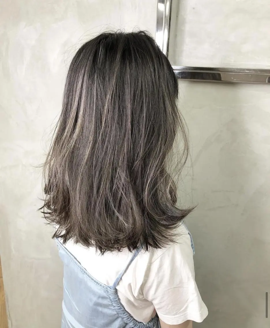ミディアム カラー アディクシーカラー 透明感カラー イルミナカラー ANGELICA JR和歌山店のヘアスタイル
