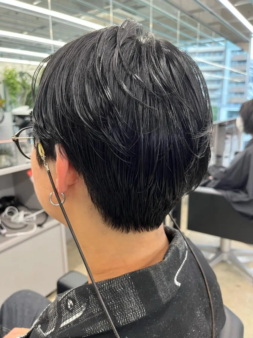 ショート メンズ カット ダブルカラー/ ケアブリーチ/クニトのヘアスタイル