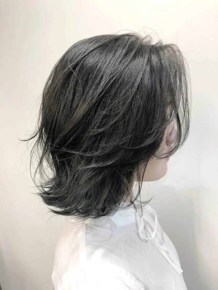 ミディアム カラー ブルーカラー ブルージュ イルミナカラー ヘアカラー トリートメント ヘッドスパ グレージュ/髪質改善 Yamato.hのヘアスタイル
