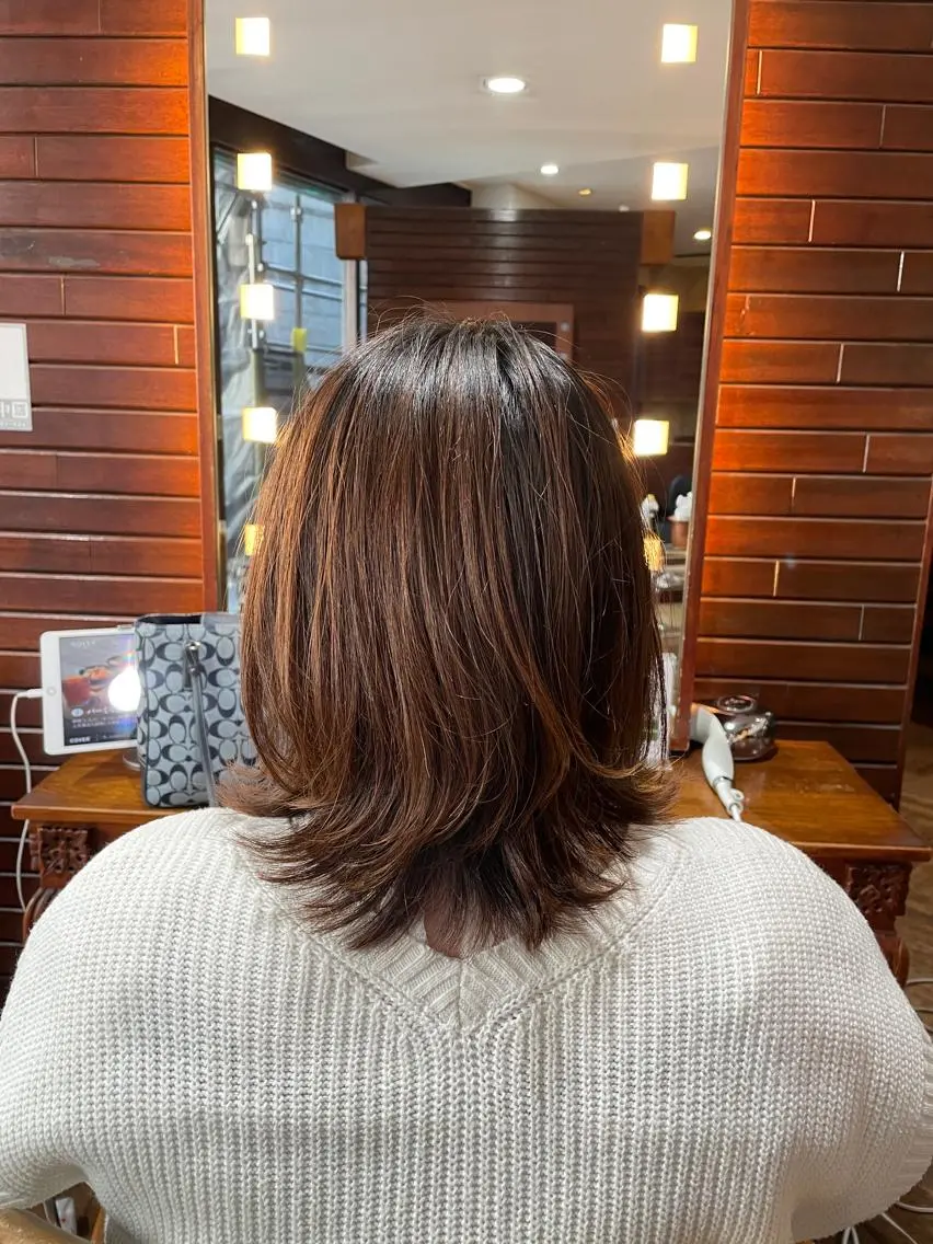 ミディアム ミディアムパーマ 外ハネヘア stylist YUTOのヘアスタイル