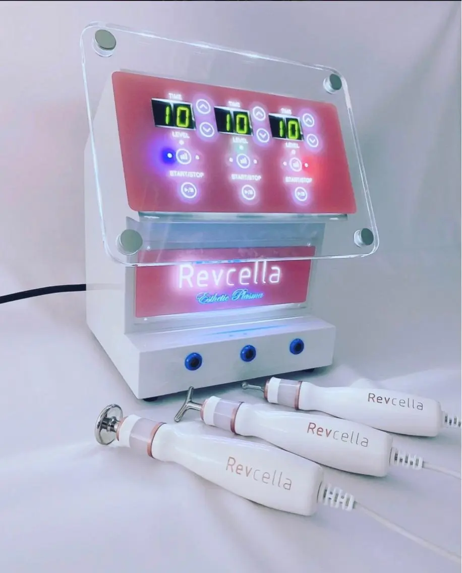 ビューティーサロン B.glossyのネイルデザイン