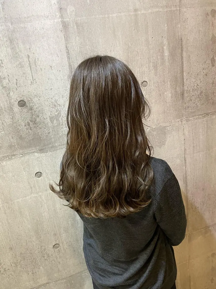 ロング art-Lago 宮司のヘアスタイル