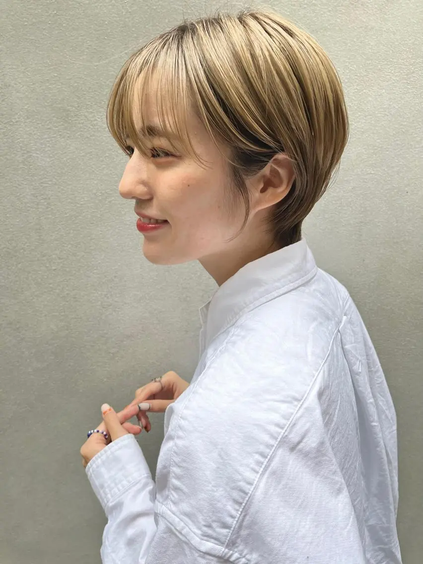 ショート カラー ✨艶髪✨ 奈須晴香のヘアスタイル