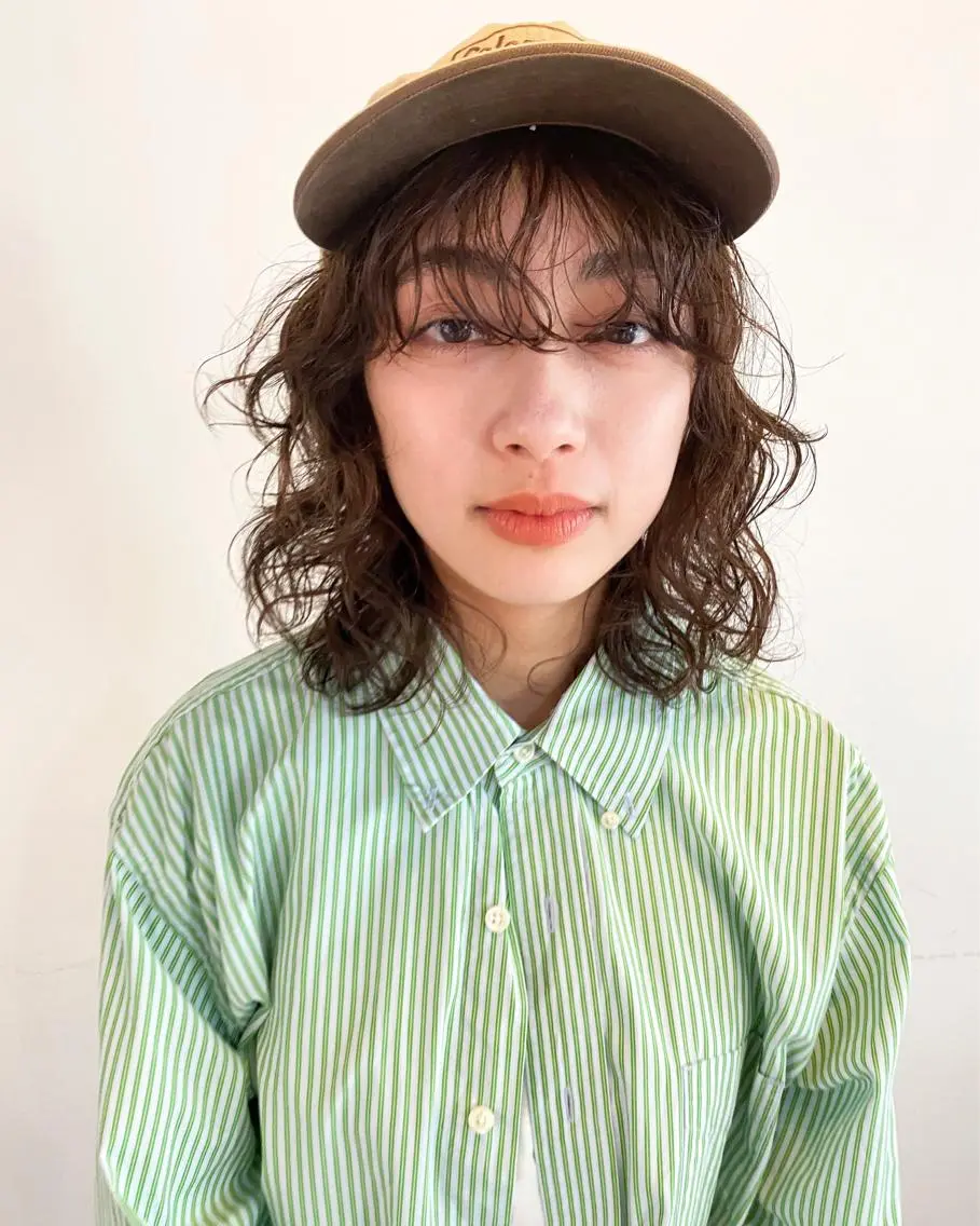 ミディアム カラー パーマ ヘアアレンジ メンズ キッズ ネイル マツエク・マツパ アイブロウ ミディアムパーマ メンズパーマ パーマスタイル🔅 sayacaのヘアスタイル