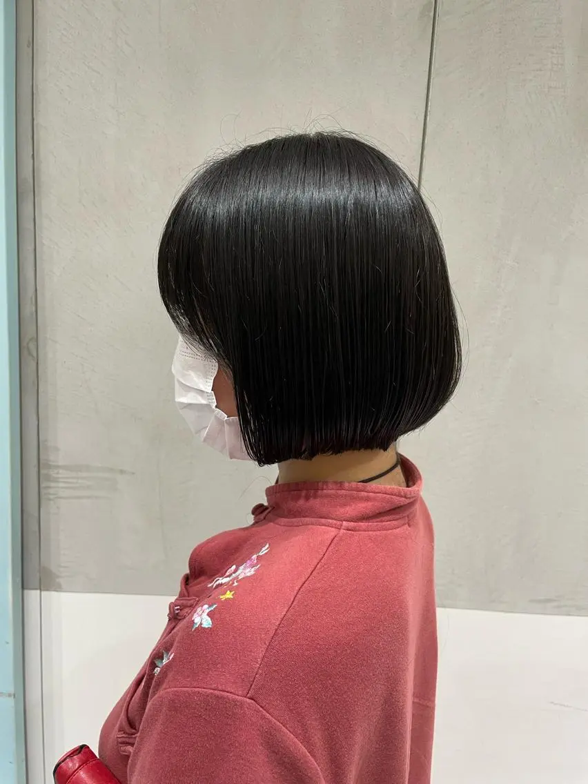 ショート オリーブ カラー✨有坂映哉のヘアスタイル