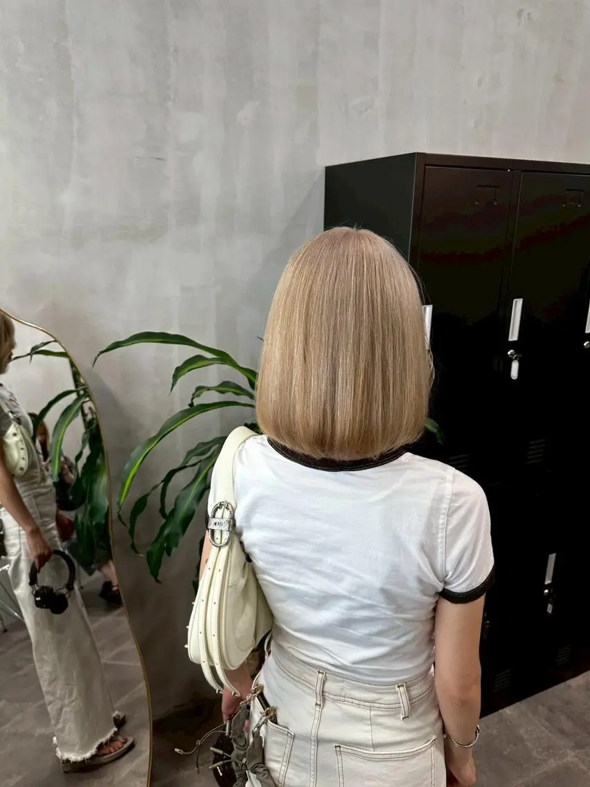 セミロング ヘアカラー ALLEN hair 京橋店のヘアスタイル