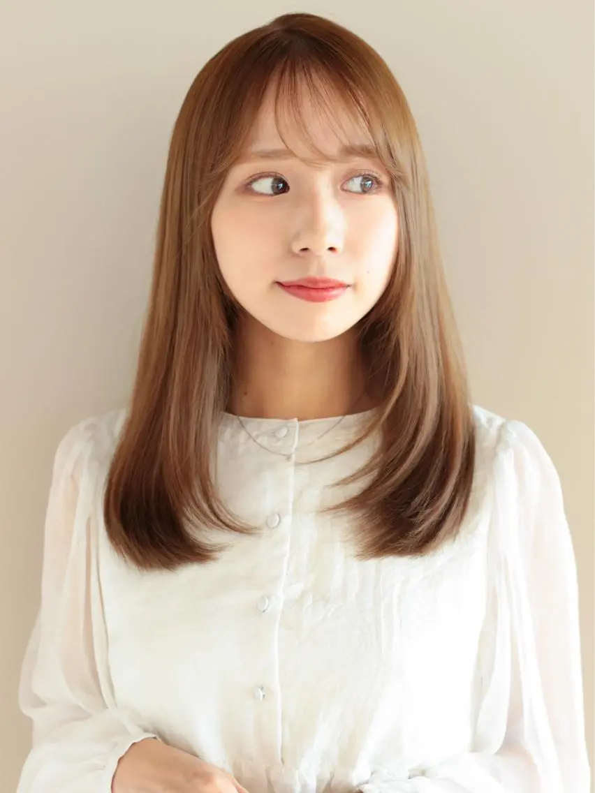 ミディアム カラー パーマ ヘアアレンジ くびれヘア 韓国風ヘア 外ハネヘア AFLOAT TOKYOのヘアスタイル