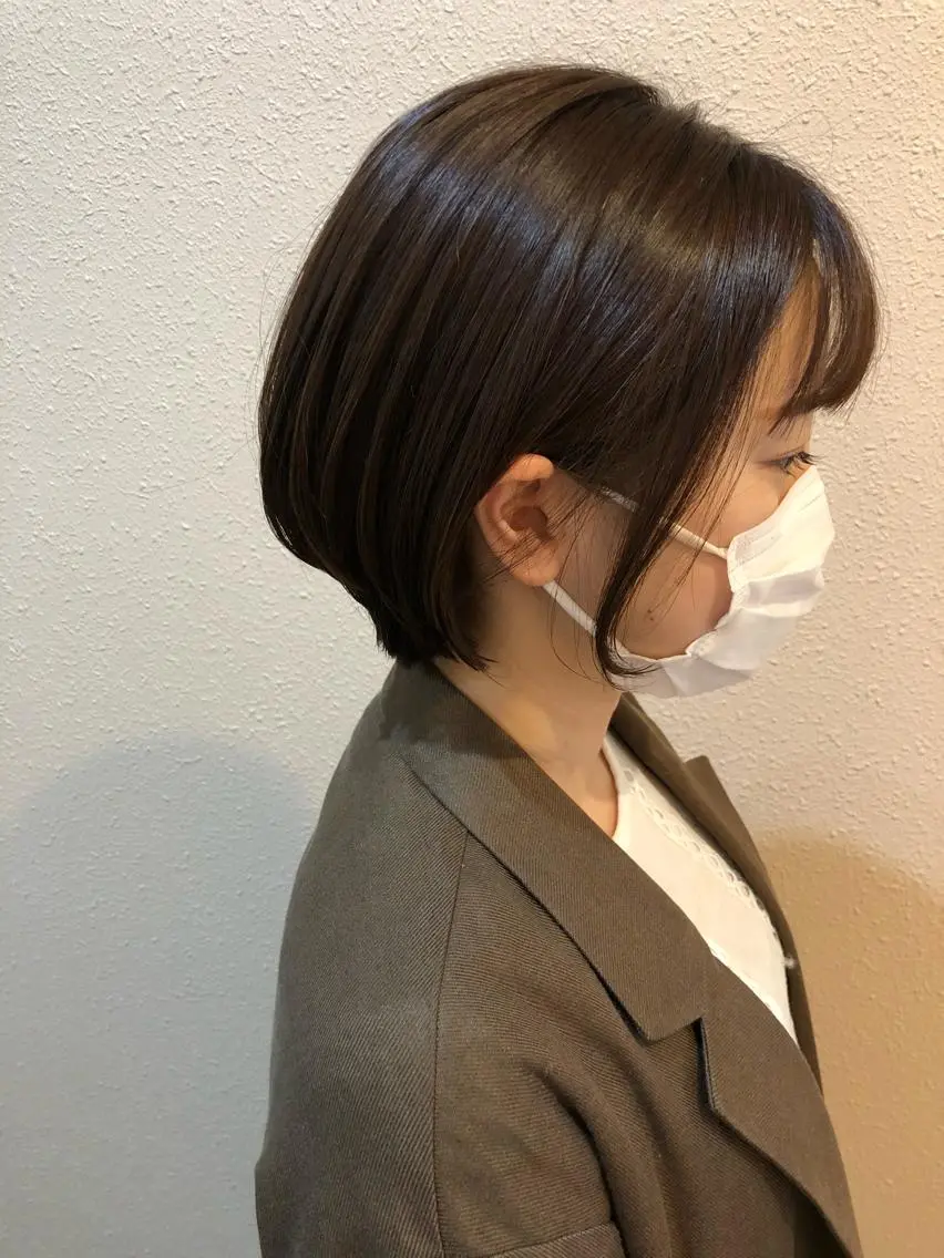 ショート カット 🦩レイヤー|透明感 カラー🦩makoのヘアスタイル
