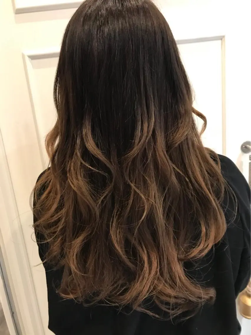 セミロング カラー ベージュカラー グラデーションカラー Blanco Color&Careのヘアスタイル