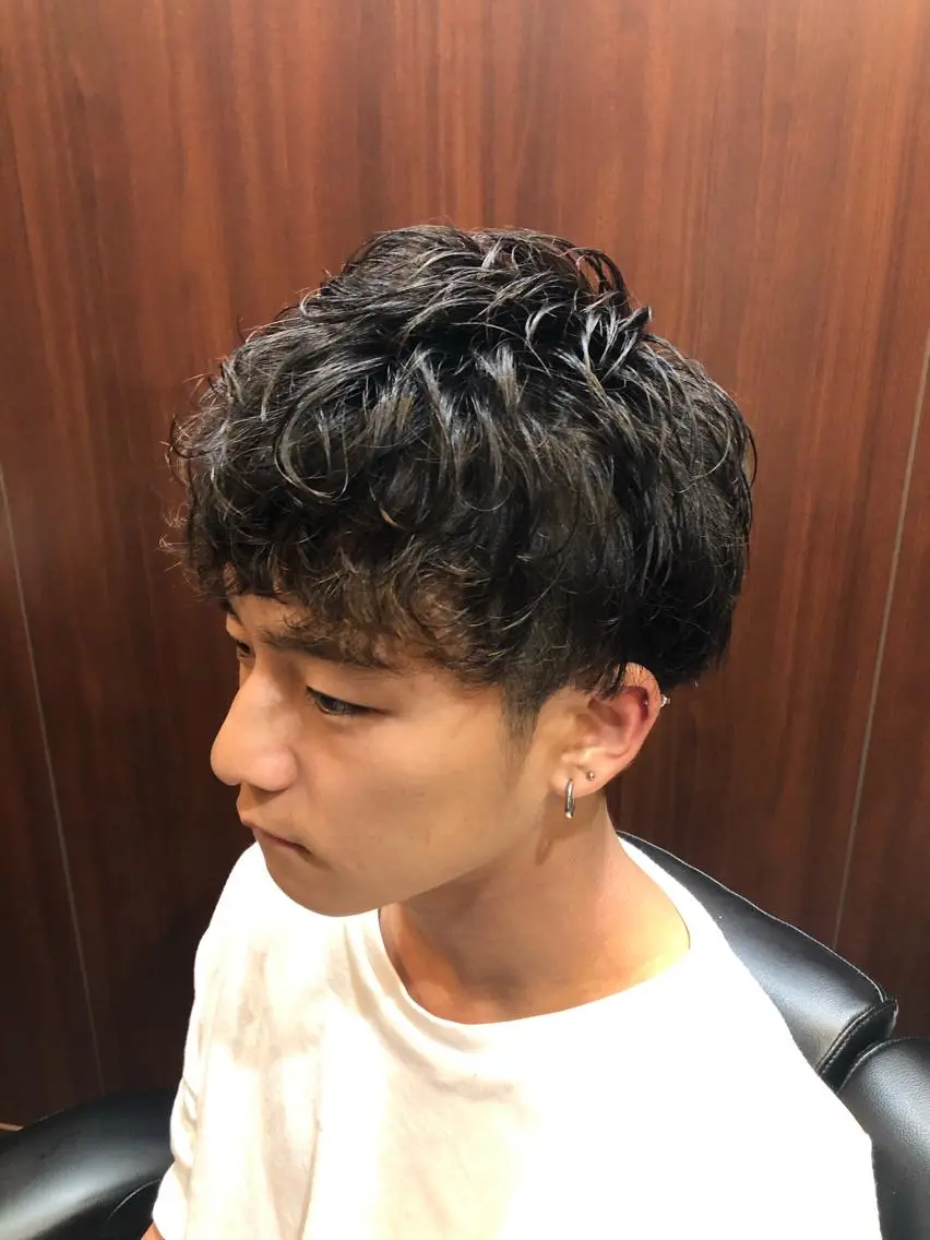 ミディアム パーマ メンズ 代表 武田晃英のヘアスタイル