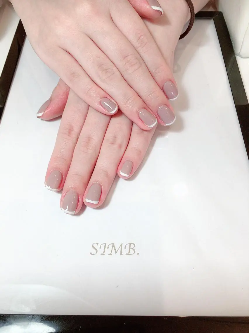 ネイル フレンチネイル nailsalon SIMB.のネイルデザイン