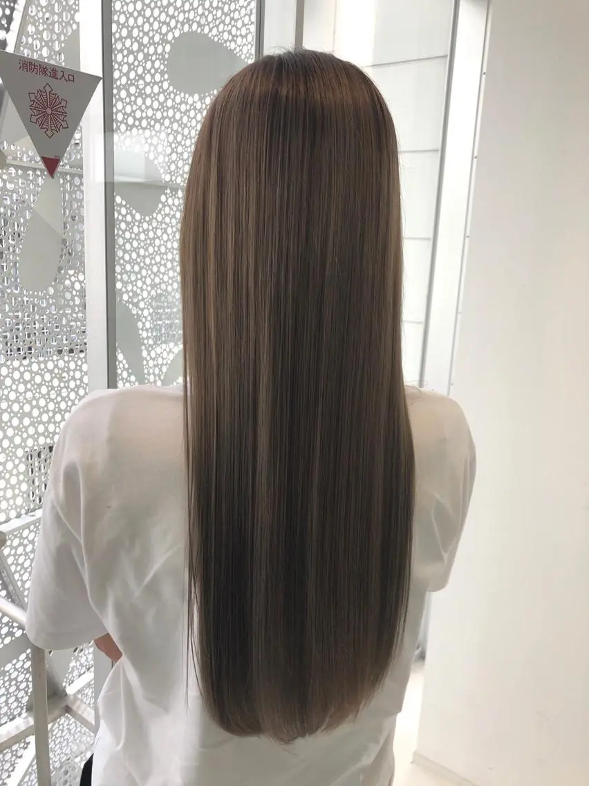 ロング カラー ヘアアレンジ ブリーチ ハイライトカラー ハイライト 髪質改善 トリートメント カット ヘアカラー トリートメント スズキジュンペイ 銀座/髪質改善のヘアスタイル