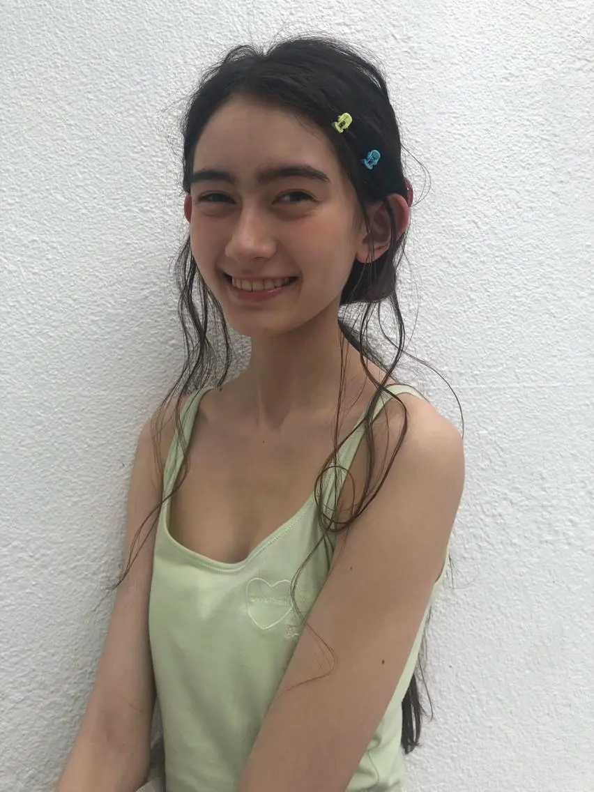 ロング カラー パーマ ヘアアレンジ eri kinjoのヘアスタイル