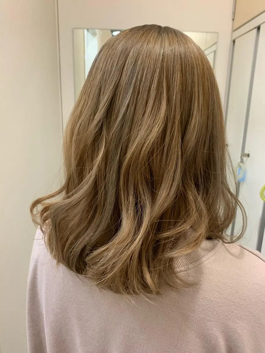 ロング カラー ブリーチ ヘアカラー 広がり、まとまらない お悩み改善/ 中田のヘアスタイル