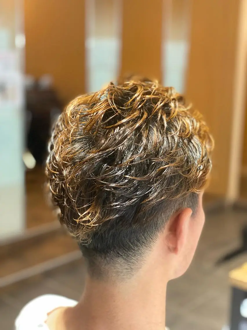 パーマ メンズ カット パーマ 尾崎 優也のヘアスタイル