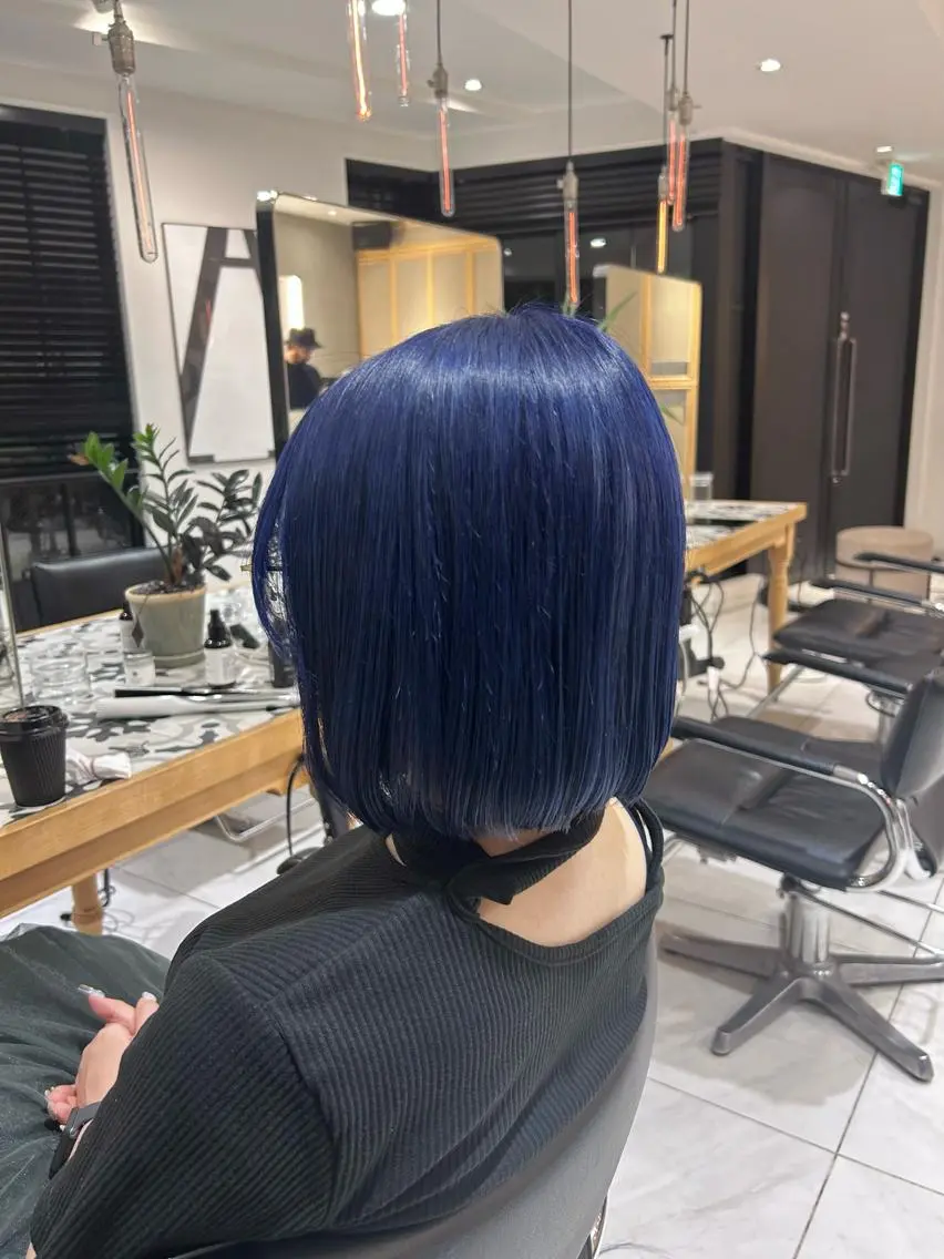 ショート カラー ハイトーンカラー ボブ カット ヘアカラー トリートメント ヘッドスパ ヘアセット miko🪽地毛風/ ハイトーン/レイヤーのヘアスタイル