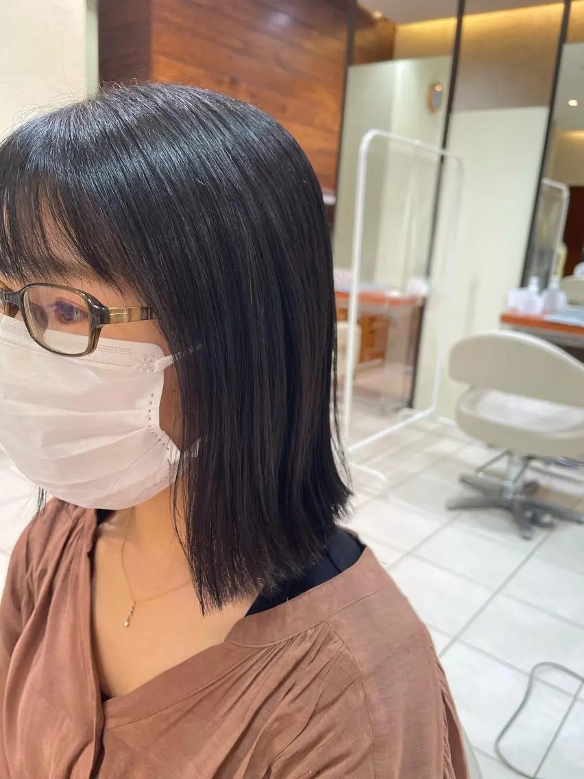 ミディアム カラー 黒髪 ブルーカラー ブルーブラック カネヒラ リョウスケのヘアスタイル