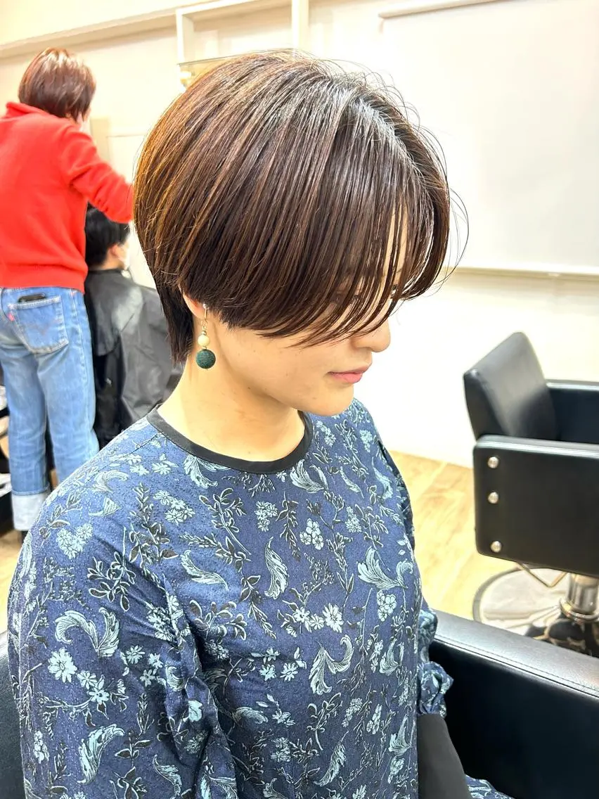 ショート カラー ハンサムショート ブリーチ ケアブリーチ ダブルカラー ハイライトカラー 中北篤志 ショートボブのヘアスタイル