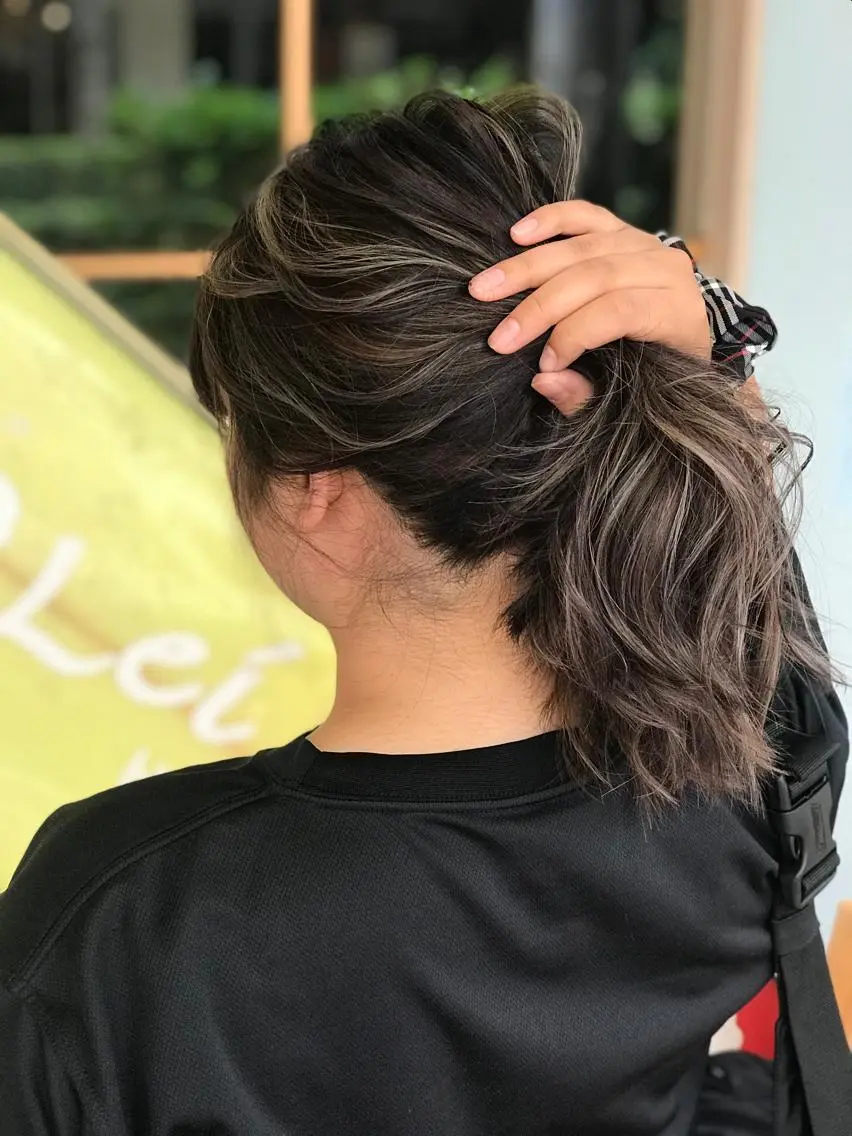 セミロング カラー ヘアアレンジ 結婚式・ブライダル アッシュ バレイヤージュ ベージュカラー ブリーチ 溝部裕太Hair salon808代表のヘアスタイル