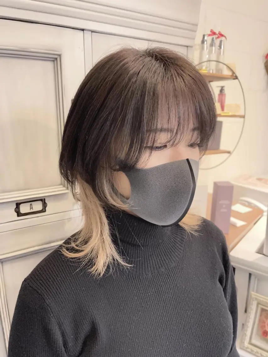 セミロング カラー アディクシーカラー ブリーチ ブロンド ケアブリーチ イルミナカラー 髪質改善で 憧れの潤艶美髪にのヘアスタイル