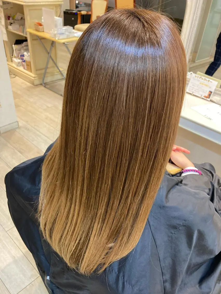 ロング パーマ 似合わせカット ストレートパーマ waRin syamp&headのヘアスタイル