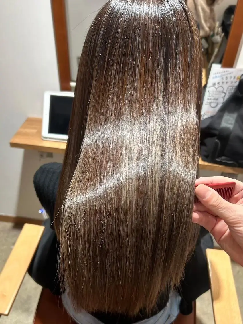 ロング トリートメント 倉田 唯愛のヘアスタイル
