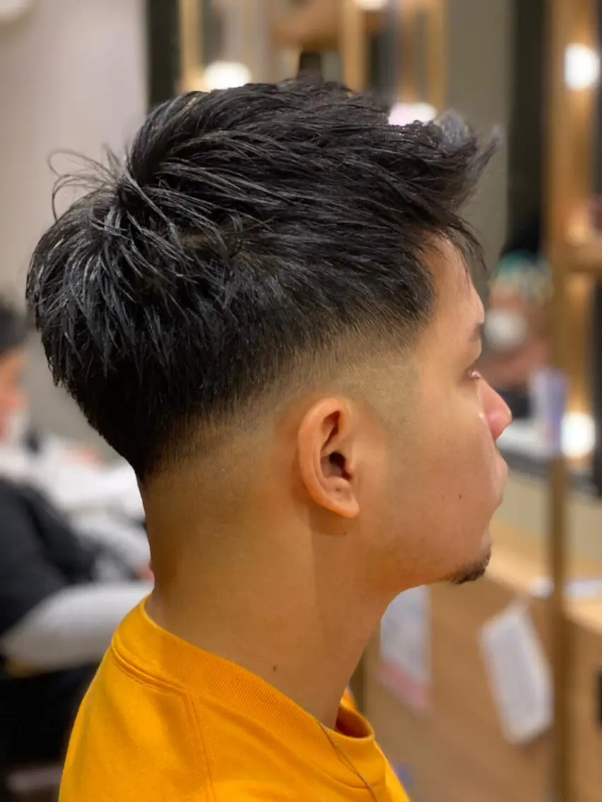 メンズ フェードカット unopulir 景山 凌のヘアスタイル